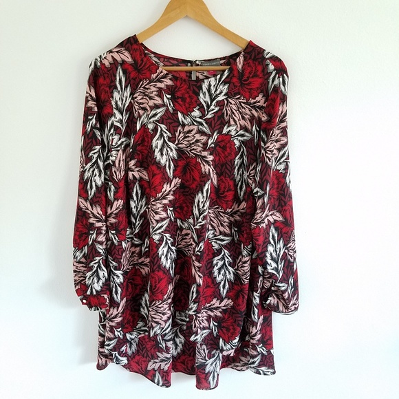Vince Camuto Tops - Vince Camuto Floral Hi Low Tunic Blouse 1X